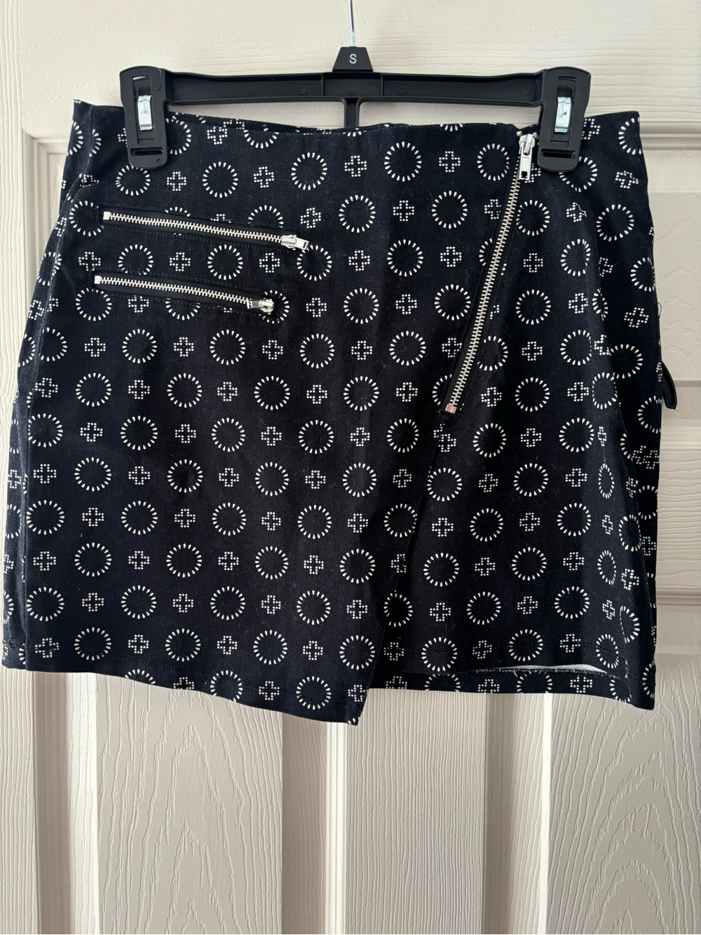 H&M Black Mini Skirt with Silver Stud and Zipper Accents